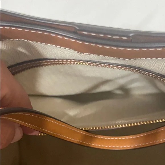 Tory Burch Ella Woven Cage Tote - Picture 11 of 16